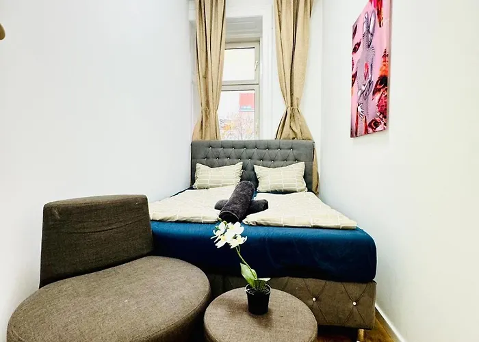 Cozy 9br For 18 Near Augarten * Viyana