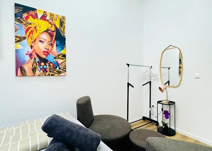 Cozy 9br For 18 Near Augarten Vienne