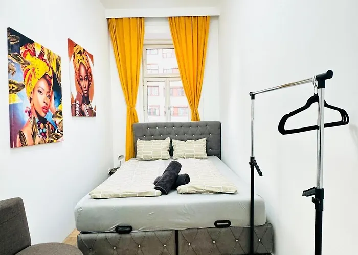 Cozy 9br For 18 Near Augarten Appartement *