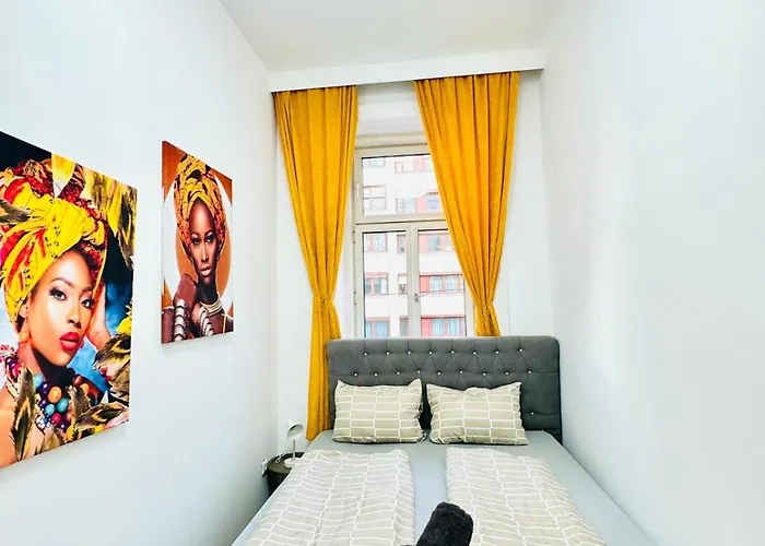 Cozy 9br For 18 Near Augarten Appartement