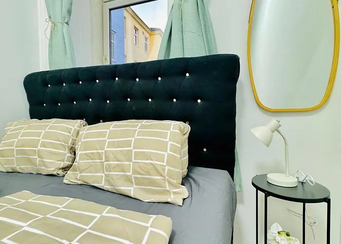 Appartement Cozy 9br For 18 Near Augarten Vienne